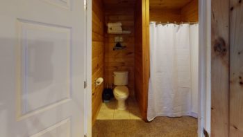 Cozy Cabin 22
