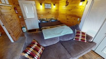 Cozy Cabin 12