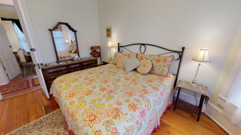 Tulip Tree Room 6
