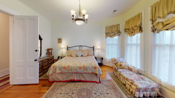 Tulip Tree Room 5