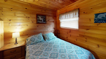 Hawk's Nest Cabin 29