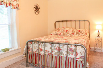 Laurel Run Cottage 32