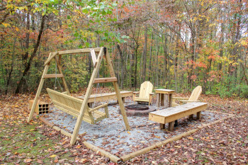 Hawk's Nest Cabin 16