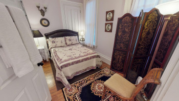 Tulip Tree Room 7 Lilac Suite