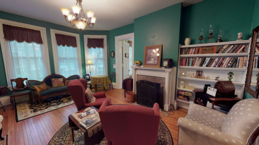 Hyde House 15
