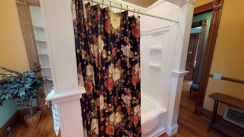 Lane Room 11 Garden Room Primrose bed and breakfast