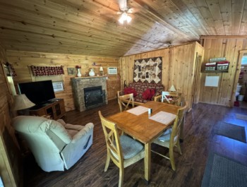 Prairie Rose Cabin 17