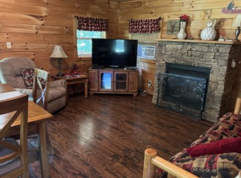 Prairie Rose Cabin 18