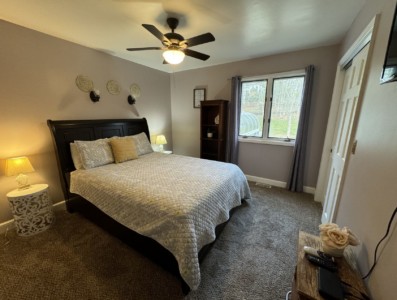 Pine Lake Retreat 49