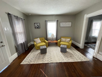 Starbrick Bungalow 9 chairs Starbrick Bungalow