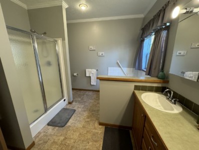 Lake View Retreat 50