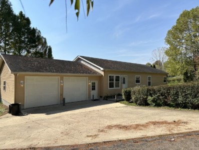 Lake View Retreat 22