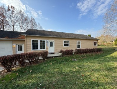 Lake View Retreat 23