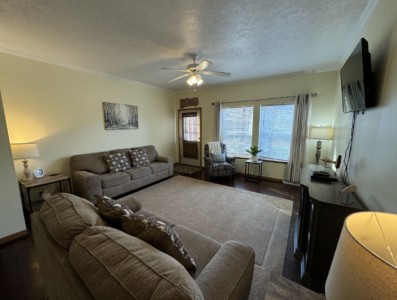Lake View Retreat 25