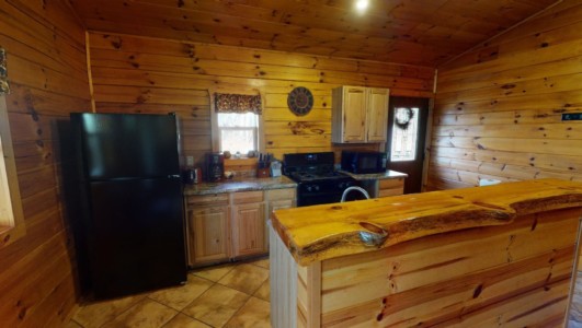 Forest Edge Cabin 32