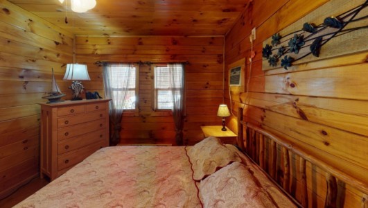 Forest Edge Cabin 40