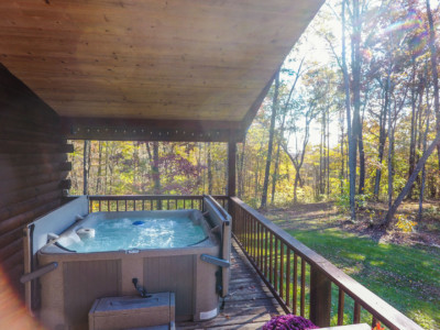 Forest Edge Cabin 16